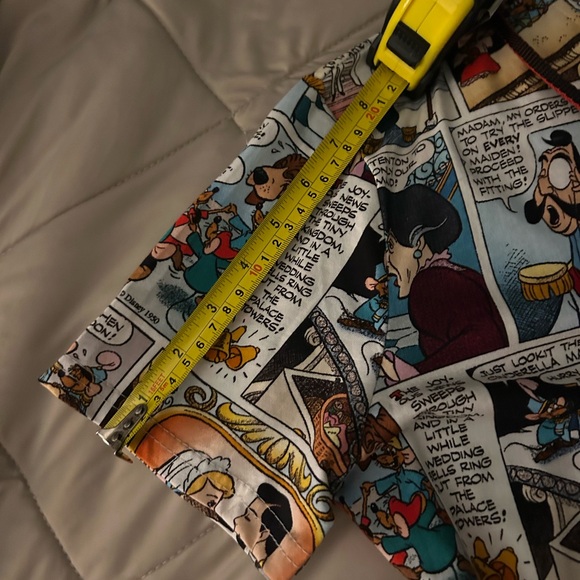 Disney x Cakeworthy Cinderella Comic Print AOP T-Shirt NWT - Picture 9 of 10